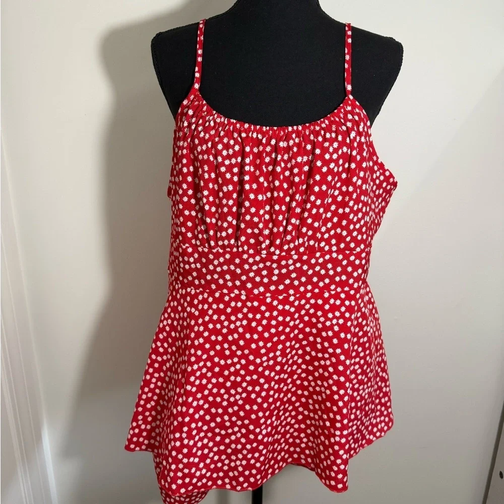 SHEIN Red Ruffled Skorts - Picture 1 of 6